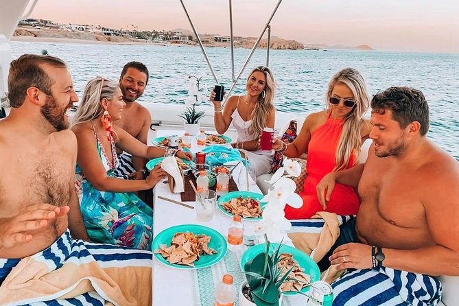 Private Yacht Cruise 4 Hour- Snorkeling & Paddle Boarding - Santa Maria or Chileno Bay for the water stop