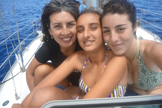 Private Yacht Excursion from Puerto Colon 3 hours - Sea conditions and family comfort