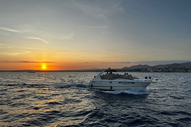 Private yacht rental for 2 hours - Timing matters more than the schedule suggests