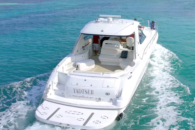 Private Yacht SEARAY SUNDANCER 60ft up to 20 pax 23P1 - Crew service and onboard comfort