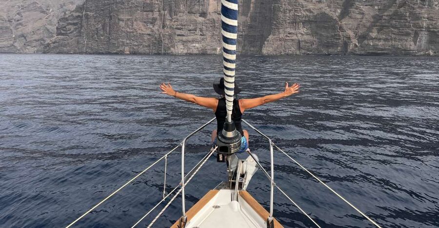 Puerto Colon : Whale & Dolphins Sailing Excursion - Watching Whales Without a Theme Park