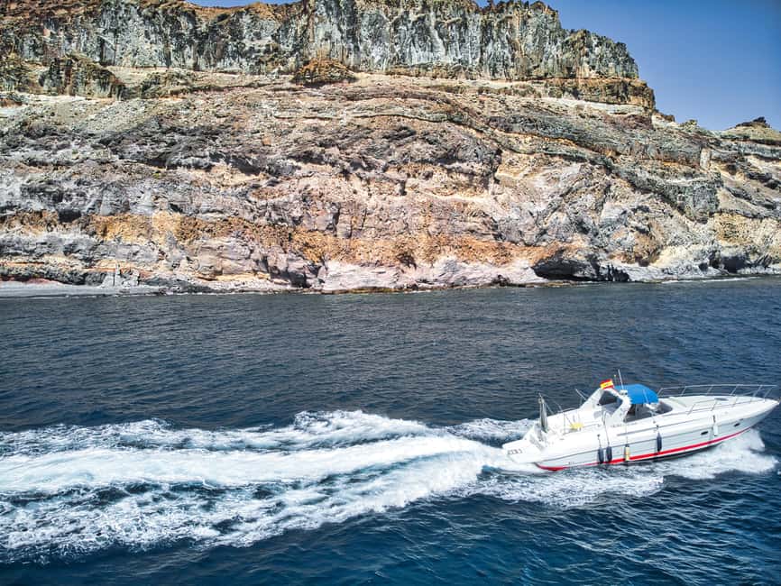 Puerto de Mogán: Private yacht for up to 9 people - Who should book this boat trip