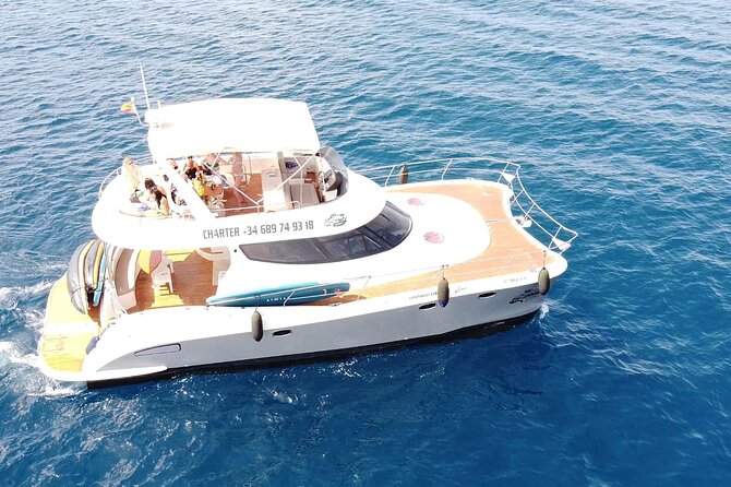 Puerto del Carmen: Catamaran Trip with Water Sports - A good balance between relaxation and water sports