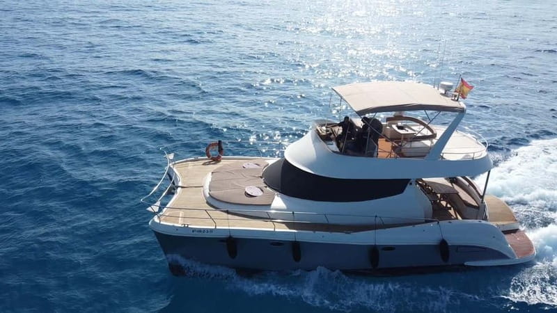 Puerto del Carmen: Private Sunset Catamaran Tour with Drinks - The swim stop and optional wakeboard