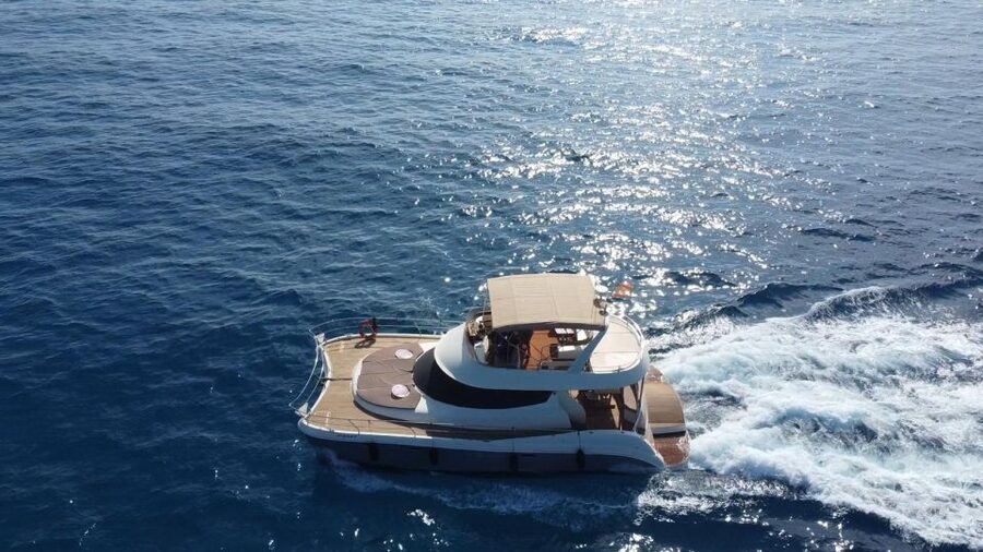 Puerto del Carmen: Private Sunset Catamaran Tour with Drinks - Practical details for a smoother evening