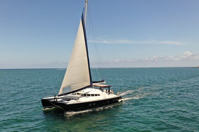 Puerto Morelos Secret Sandbar Catamaran Sail - Who will enjoy this catamaran most