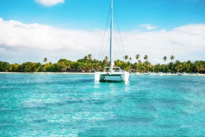 Catamaran Boat to Saona Island with Buffet Lunch