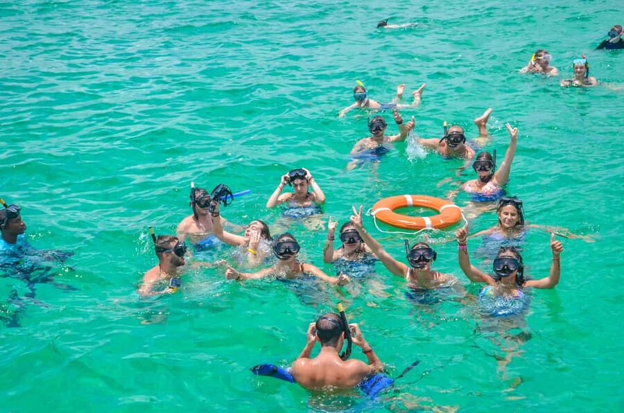 Punta Cana: Catamaran Family Tour - A short catamaran outing with a family focus