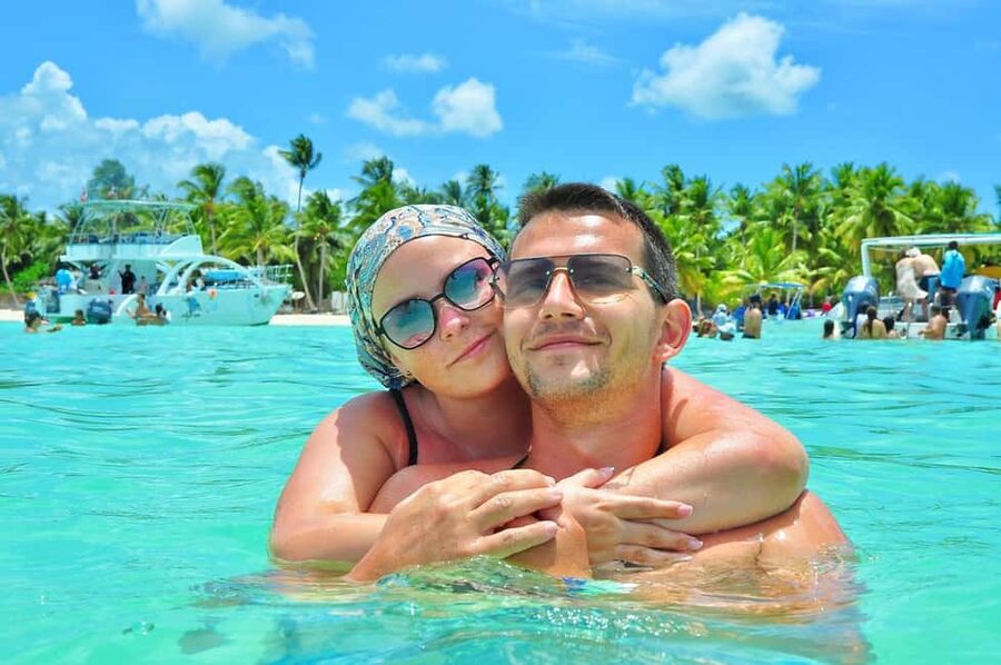 Punta Cana: Saona Island Catamaran Tour with Food & Open Bar - Key points to know before booking