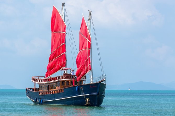 Red Baron Chinese Sailboat Tour from Koh Samui - Food, music, and places to sit