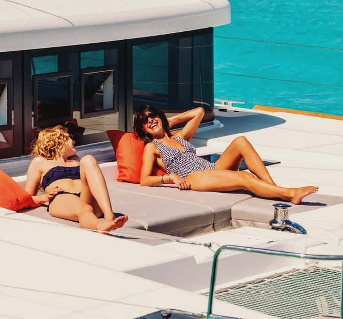 Rethymno Premium Catamaran Cruise: Healthy Lunch & Open Bar - Swimming, Snorkeling, and Paddleboarding