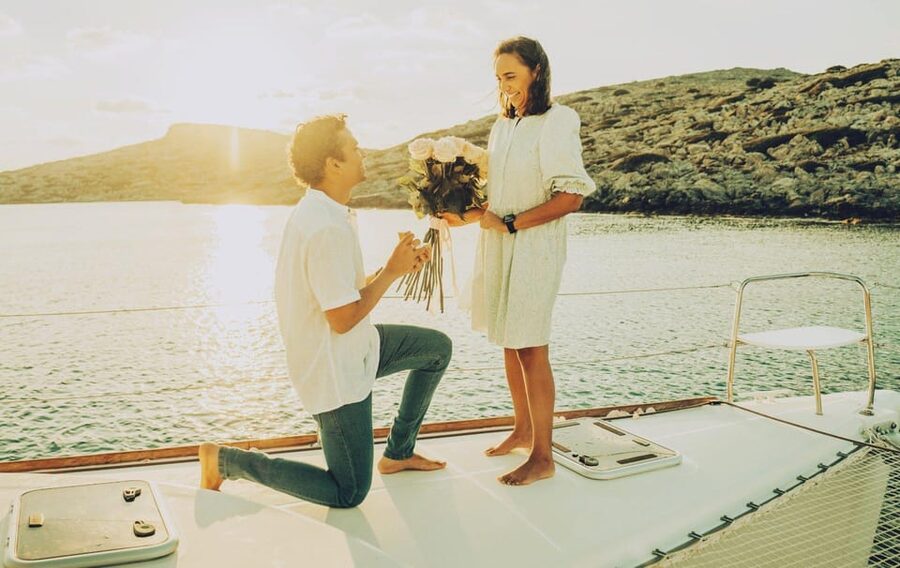 Rethymno: Sunset Catamaran Cruise - Sushi & Open Bar - Setting Sail from Rethymno Marina