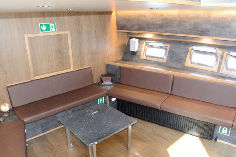 Reykjavík: New Year's Eve Northern Lights Yacht Cruise - Practical details before you reserve