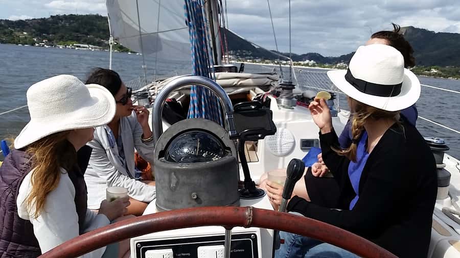 Rio de Janeiro: Guanabara Bay Sunset Sailing Tour & Drinks - Practical tips for a smoother departure