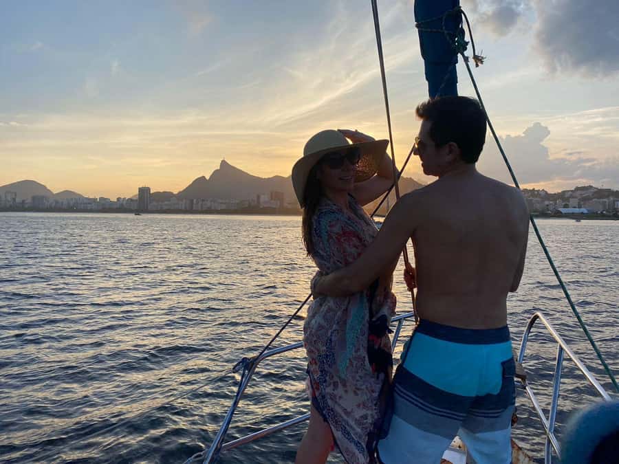 Rio de Janeiro: Sunset Sailboat Tour with Open Bar - Key points to know before you book