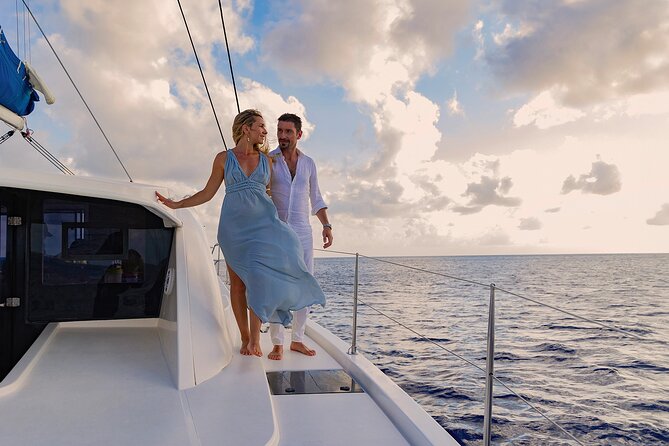 Riviera Maya Luxury Sunset Sailing plus Light Dinner and Open Bar - Sunset views, photos, and the romance factor
