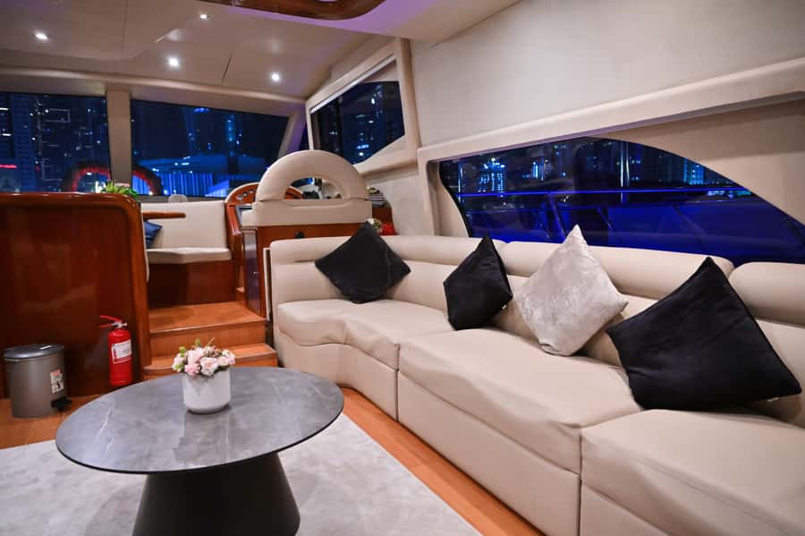 Romantic Dinner on Private Yacht - What Comes to the Table