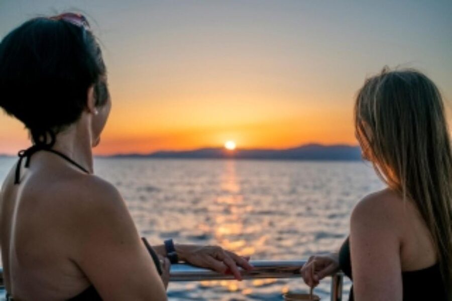 S'Arenal: Sunset Catamaran Cruise with BBQ - Palma Bay and the route toward Cap Enderrocat