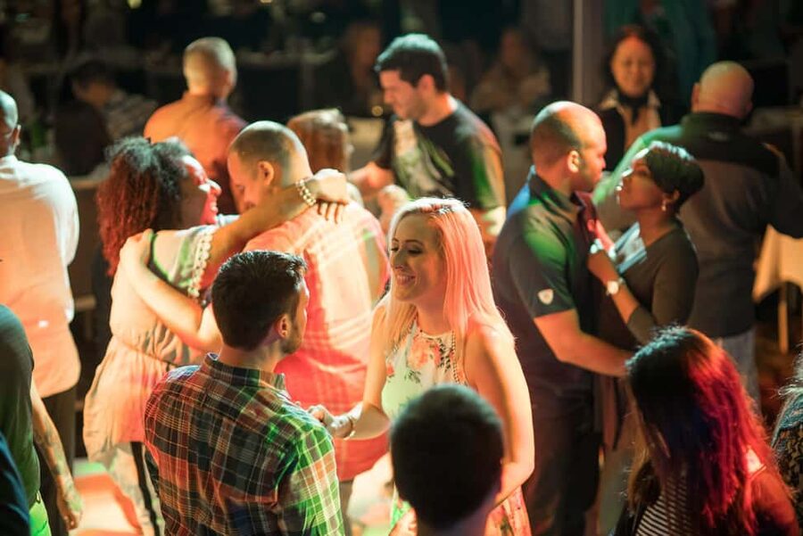 Sacramento: City Cruises Rock The Yacht River Cruise - A Party Boat Rather Than a Traditional Sightseeing Cruise