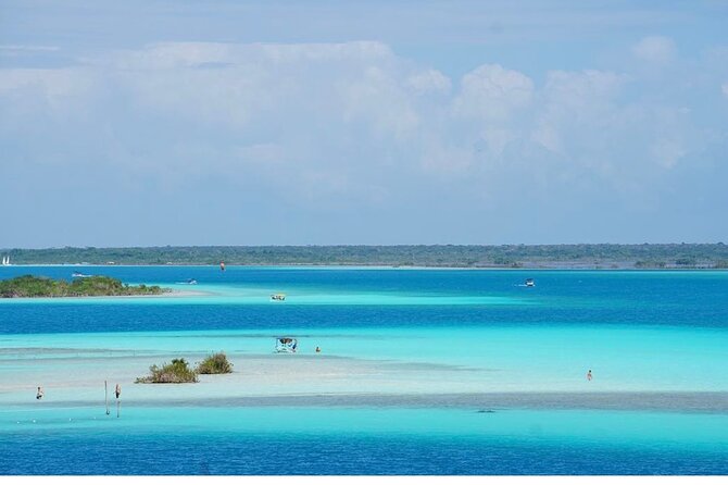 Sail away! Hobie Cat Tour Bacalar - Bird Island and a break from the boats