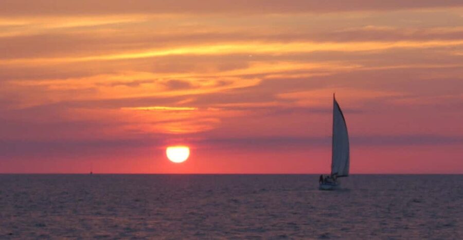 Sailboat Sunset Trip in Menorca - Weather, cancellation, and planning details