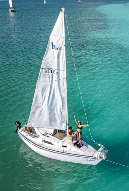 Sailboat tour in the seven colors lagoon of Bacalar - Bird Island and the quiet middle of the lagoon