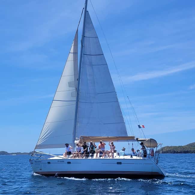 Sailing and Snorkeling Day Tour to Les Saintes - Arriving in Terre-de-Haut by sail