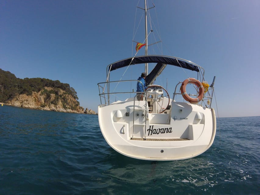 Sailing experience 4 hours in Platja d'Aro - Leaving Port dAro for the Costa Brava