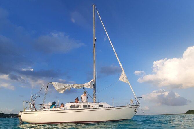 Sailing Tour around the Bacalar Lagoon - Why Bacalar Lagoon is worth seeing by sailboat