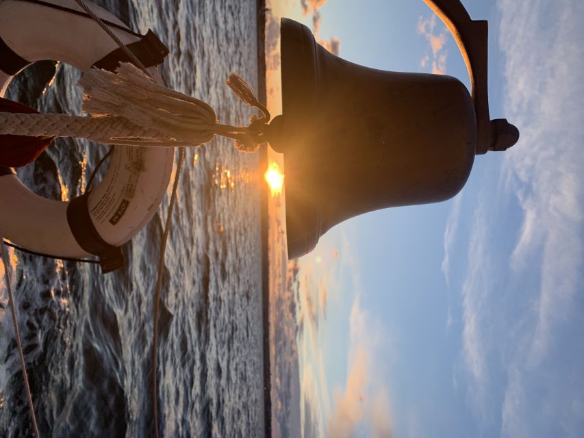 San Diego: Classic Yacht Sailing Experience - Drinks, snacks, and what to bring
