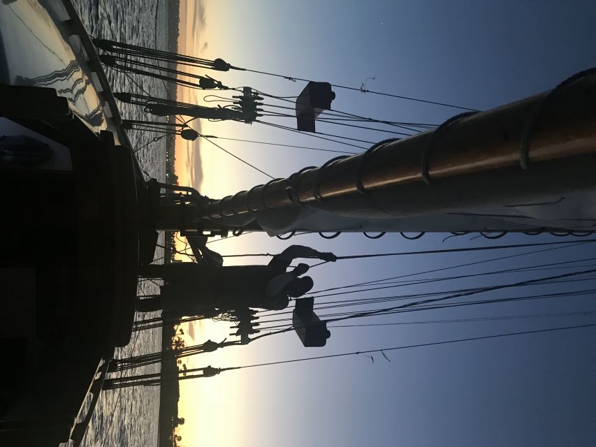 San Diego: Classic Yacht Sailing Experience - Shared sailing or private boat