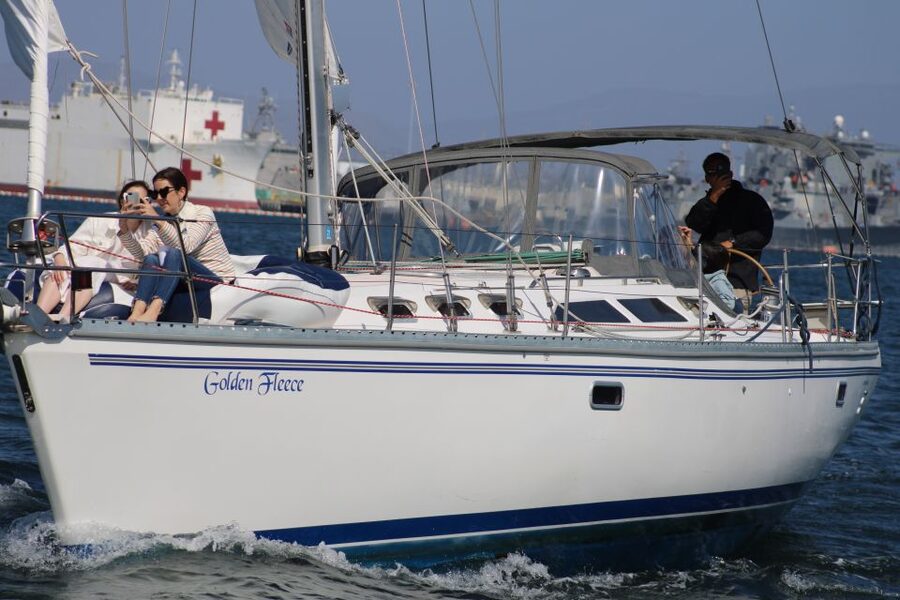 San Diego: San Diego Bay Sunset & Daytime Sailing Experience - What the two-hour sail is really like
