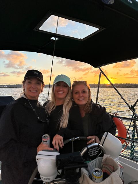 San Diego: Sunset and Day Sailing Excursion with Drinks - Sailing San Diego Bay for 150 minutes