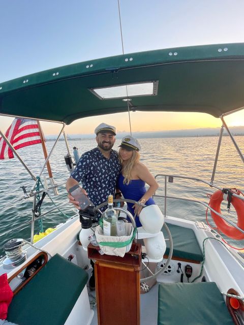 San Diego: Sunset and Day Sailing Excursion with Drinks - Wildlife watching without guarantees