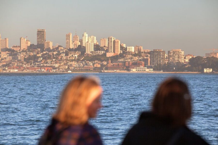 San Francisco Bay Sunset Cruise by Luxury Catamaran - A 90-minute route through the heart of the bay
