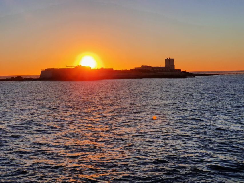 Sancti Petri: Sunset Catamaran Cruise - Cava, soft drinks, and the onboard bar