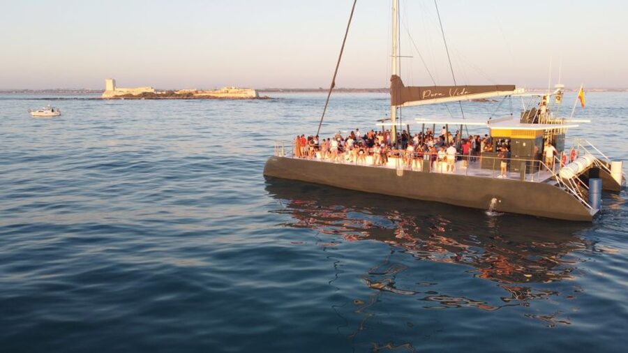 Sancti Petri: Sunset Catamaran Cruise - From the Port of Sancti Petri to Cádiz Bay