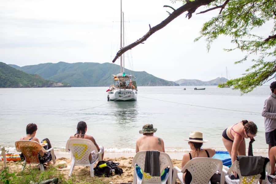 Santa Marta: Sailboat day tour to Tayrona Park - A sailing day to Bahía Concha