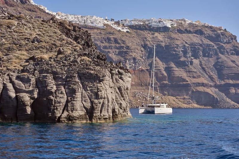 Santorini: Caldera Classic Catamaran Cruise w/ Meal & Drinks - The Greek BBQ is a real part of the experience