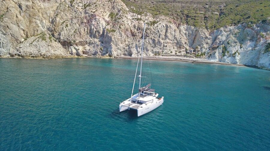 Santorini: Caldera Luxury Catamaran Cruise w/ Meal & Drinks - Key points at a glance