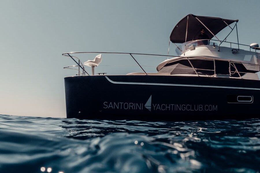 Santorini: Caldera Private Power Catamaran Cruise - Sunset or daytime: choose the mood you want