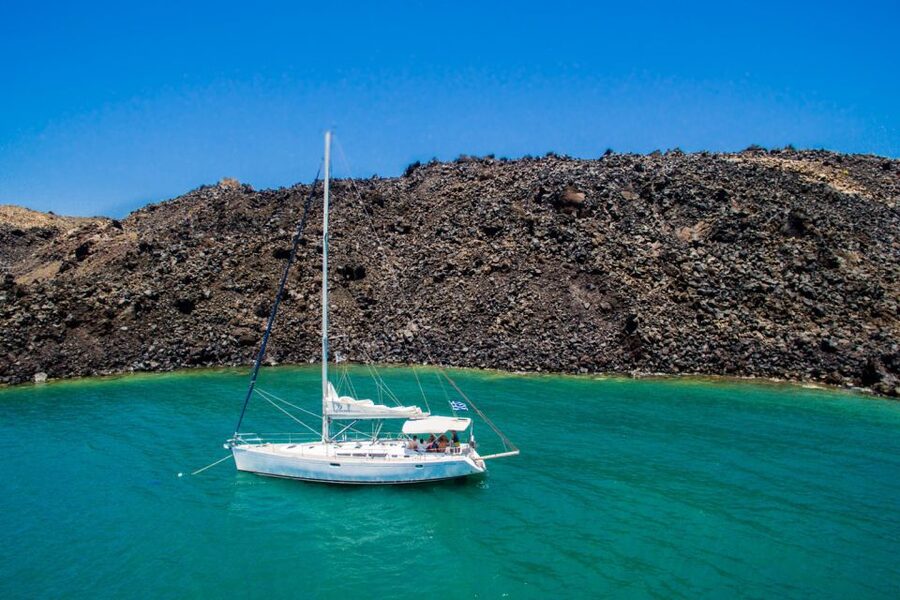 Santorini Caldera: Sunset Sailing Cruise with Meal - The crew and the feel onboard