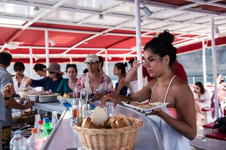 Santorini: Catamaran Cruise, Winery, & Oia Sunset Combo Tour - What to bring and what to expect