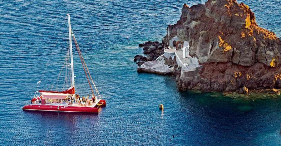 Santorini: Cruise Catamaran with BBQ & Drinks Day or Sunset - Key points to know before booking