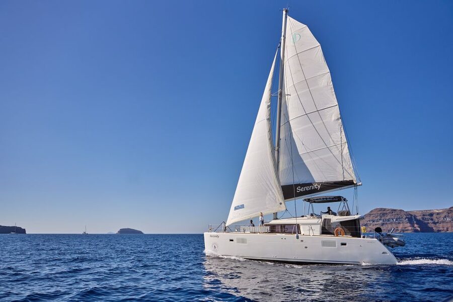 Santorini: Day Luxury Catamaran Cruise with Meal & Drinks - Setting Out From Ammoudi Bay