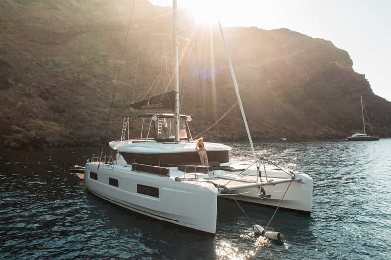 Santorini: Majestic Catamaran Cruise with Meal and Drinks - Key points to know before booking