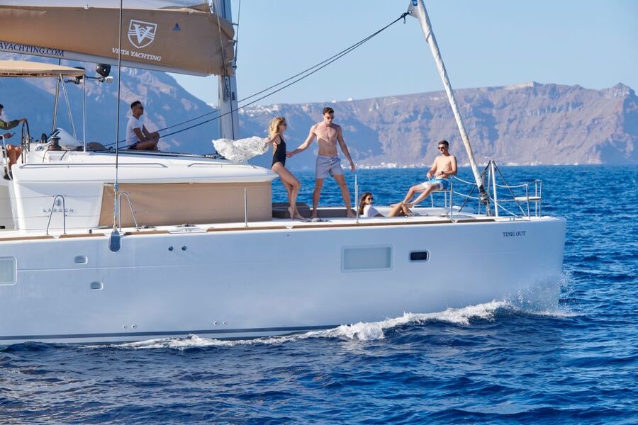 Santorini: Platinum Catamaran Cruise w/ BBQ Meal & Open Bar - Boat comfort, crew, and group size