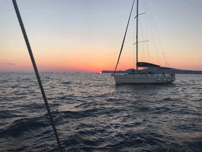 Santorini: Private 5-Hour Sunset Sailing Tour with Dinner - Practical details before you book