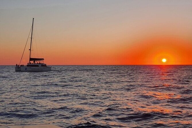 Santorini Private Catamaran Cruise with BBQ, Open Bar & Transfers - The barbecue: a serious part of the experience