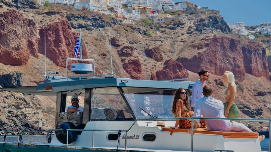 Santorini: Private Diamond 36 Motor Yacht Caldera Cruise - Choosing between three, four, and five hours